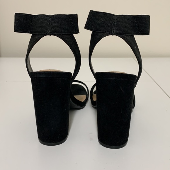 BNWOB Steve Madden Celebrate Suede Elastic Strap Sandals 9.5 Black - Picture 9 of 11